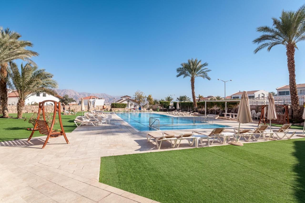 Renovated 3 Bedroom - Residence With Pool Next The Beach Eilat Esterno foto